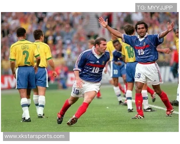 格列兹曼生涯进球达334超越帕潘跻身法国历史射手榜第九位